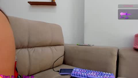 dani and javi online show from November 21, 2025, 2:10 am