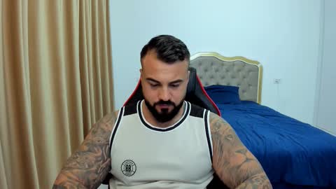  Javi  online show from October 8, 2025, 5:32 pm