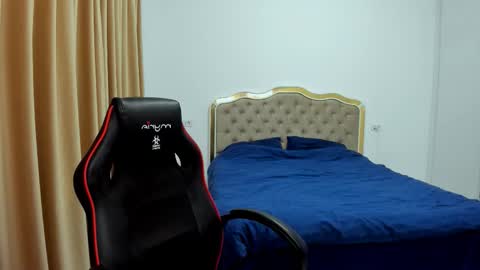  Javi  online show from October 19, 2025, 9:48 pm