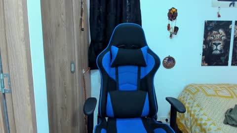 Snapshot of javiersexymann chatting on December 29, 2024, 8:37 pm Javier online show from December 29, 2024, 8:37 pm