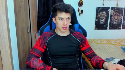 Snapshot of javiersexymann chatting on January 15, 2025, 6:19 pm Javier online show from January 15, 2025, 6:19 pm