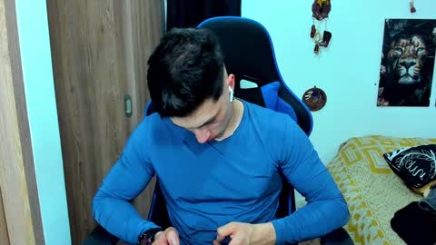 Snapshot of javiersexymann chatting on January 19, 2025, 2:25 am Javier online show from January 19, 2025, 2:25 am