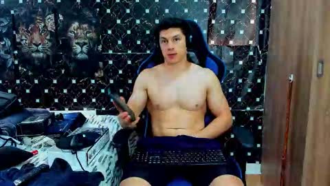 Javier online show from March 20, 2026, 8:25 pm