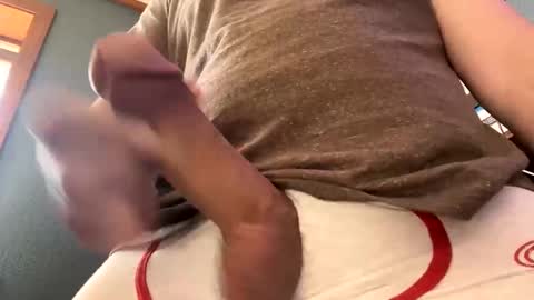 Snapshot of jawssharkparty chatting on January 21, 2025, 6:55 pm Jaws online show from January 21, 2025, 6:55 pm