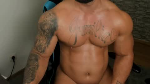 JaxonHunk online show from April 19, 2026, 7:49 pm