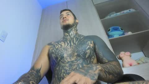 Michael independient model online show from March 27, 2026, 7:57 pm