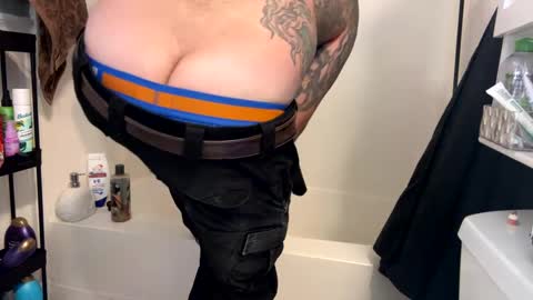 Snapshot of jaxxxdaddy chatting on December 4, 2024, 8:23 am jax online show from December 4, 2024, 8:23 am