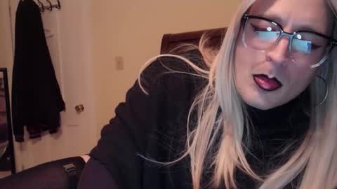 Snapshot of jay3517 chatting on November 7, 2025, 6:35 am jay3517 online show from November 7, 2025, 6:35 am