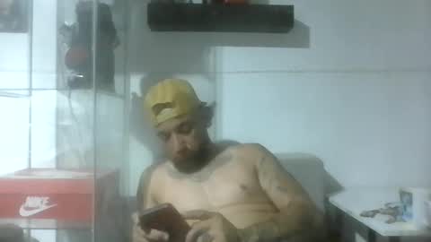 jay594025 online show from April 22, 2026, 10:06 am