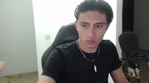 Snapshot of jay_dimarco2 chatting on September 18, 2025, 2:02 am jay online show from September 18, 2025, 2:02 am