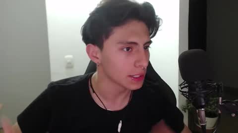 Snapshot of jay_dimarco2 chatting on September 23, 2025, 3:42 am jay online show from September 23, 2025, 3:42 am