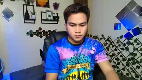 JL online show from February 3, 2026, 10:42 am