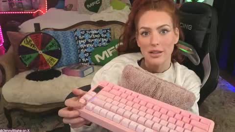 JennyBlighe online show from December 21, 2025, 2:57 pm