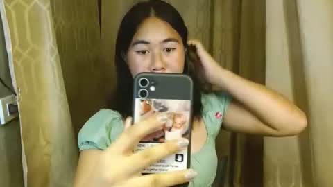 Snapshot of jayca20880 chatting on December 20, 2025, 5:47 am JAYCA online show from December 20, 2025, 5:47 am