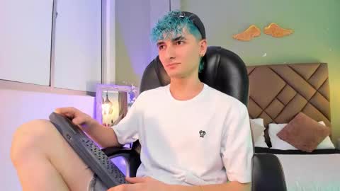 Snapshot of jaydenvillalobos chatting on September 17, 2025, 8:54 pm jaydenvillalobos online show from September 17, 2025, 8:54 pm