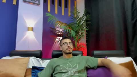 Snapshot of jaygrip chatting on March 13, 2026, 7:42 pm Jay online show from March 13, 2026, 7:42 pm