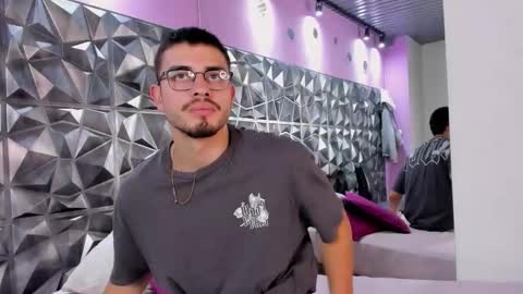 Snapshot of jaygrip chatting on March 25, 2026, 6:14 pm Jay online show from March 25, 2026, 6:14 pm