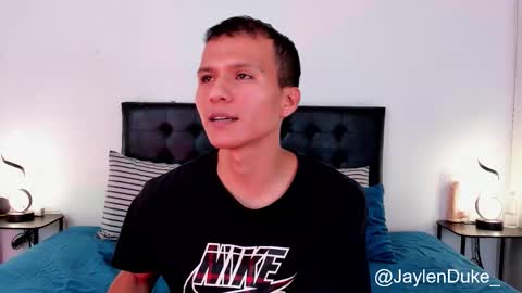 Jaylen and duke online show from November 7, 2025, 11:10 am