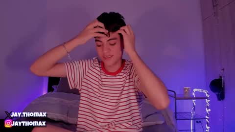 jaythomax online show from December 19, 2024, 4:34 am