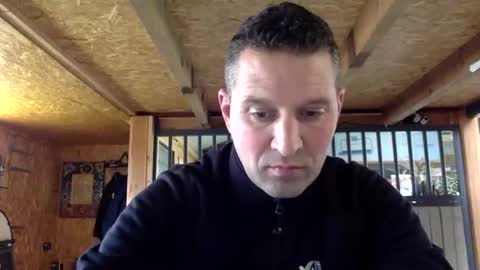 Snapshot of jayvanbergen chatting on February 27, 2025, 1:07 pm Jay van Bergen online show from February 27, 2025, 1:07 pm