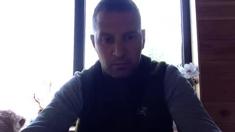 Snapshot of jayvanbergen chatting on September 29, 2025, 10:09 am Jay van Bergen online show from September 29, 2025, 10:09 am