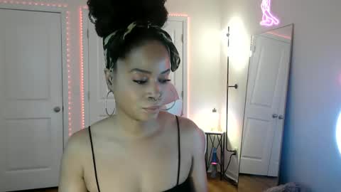 Jazmine Fox online show from April 2, 2026, 4:37 pm