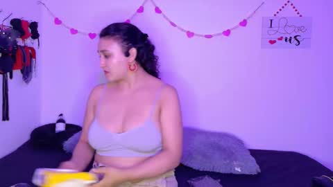 Snapshot of jazminepark chatting on February 18, 2026, 4:25 pm JazminePark online show from February 18, 2026, 4:25 pm