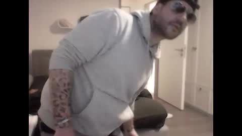 Snapshot of jby0791 chatting on October 6, 2025, 1:14 am jby0791 online show from October 6, 2025, 1:14 am