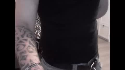 Snapshot of jby0791 chatting on October 27, 2025, 6:56 pm jby0791 online show from October 27, 2025, 6:56 pm