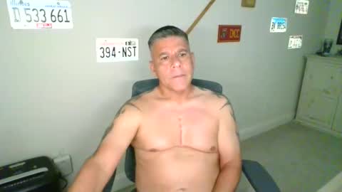 Snapshot of jc1971 chatting on May 10, 2026, 11:32 pm jc1971 online show from May 10, 2026, 11:32 pm