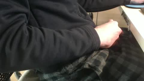 jc200000 online show from February 18, 2025, 6:15 pm