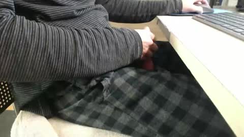 jc200000 online show from October 9, 2025, 5:44 pm