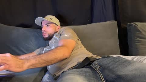 JcMax305 online show from February 14, 2026, 7:10 pm