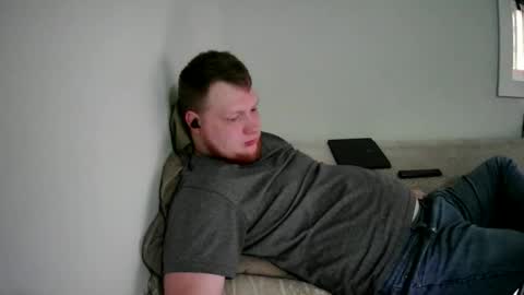 Red Head   Romeo online show from April 14, 2026, 7:31 pm