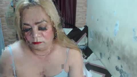 Snapshot of jdan81 chatting on December 19, 2024, 10:10 pm GorgeousCASSIE online show from December 19, 2024, 10:10 pm