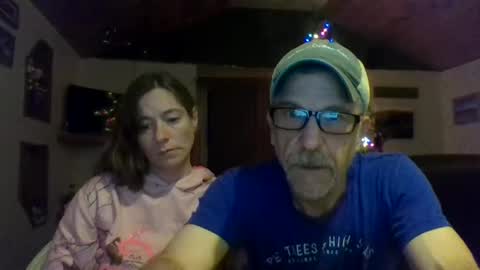 jdgiddy69 online show from December 19, 2025, 11:12 pm