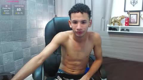 jdwhite18 online show from February 28, 2026, 1:06 am