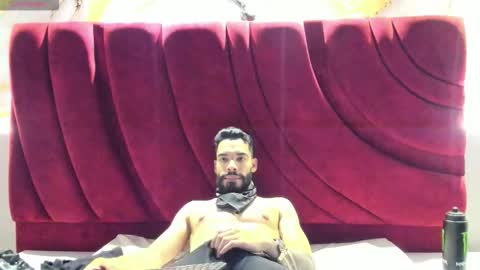 JEAN online show from March 5, 2026, 4:08 am