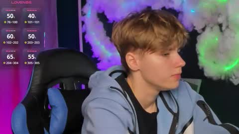 jean_wilsons online show from December 15, 2025, 11:14 am