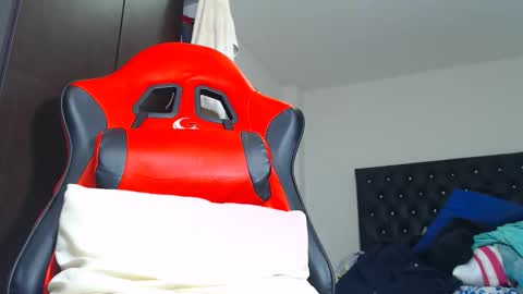 Snapshot of jeancarloscum chatting on February 11, 2026, 11:43 pm Jean Carlos online show from February 11, 2026, 11:43 pm