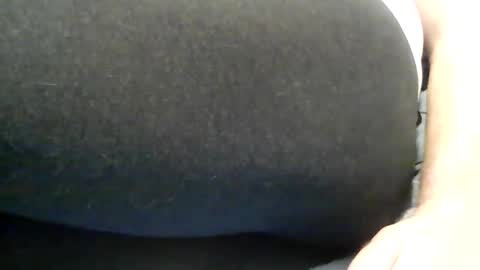 Snapshot of jeanlovesleggings chatting on January 2, 2025, 6:01 pm Jean online show from January 2, 2025, 6:01 pm