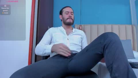 Snapshot of jeanpiere02 chatting on September 12, 2025, 2:55 am Jeanpiere online show from September 12, 2025, 2:55 am