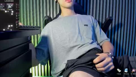 Snapshot of jefer_rick chatting on October 16, 2025, 2:07 pm Jeff online show from October 16, 2025, 2:07 pm