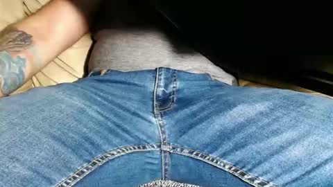 jeffersonel online show from February 9, 2025, 2:17 am