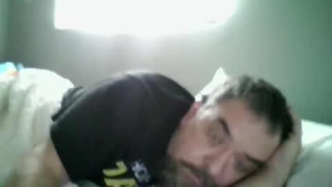 jeffoh28m online show from October 12, 2025, 6:51 pm