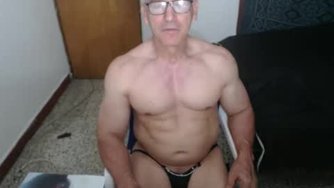 Snapshot of jefmuscletw chatting on April 25, 2026, 1:41 pm brayam online show from April 25, 2026, 1:41 pm