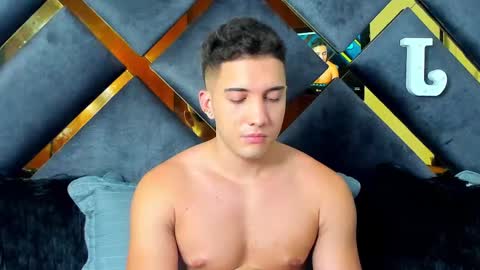 Snapshot of jeicob_stone1 chatting on December 21, 2024, 5:47 am JEICOB STONE online show from December 21, 2024, 5:47 am