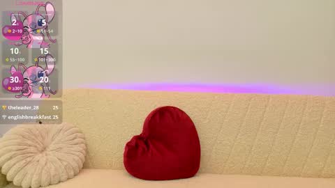 jelly__beanss online show from December 5, 2025, 9:18 am