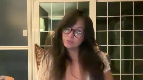 Jelli online show from October 9, 2025, 9:40 am