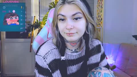 Jelya online show from December 21, 2024, 1:10 pm